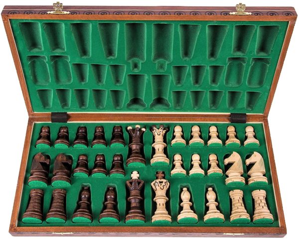 luxurious-chess-set-with-box